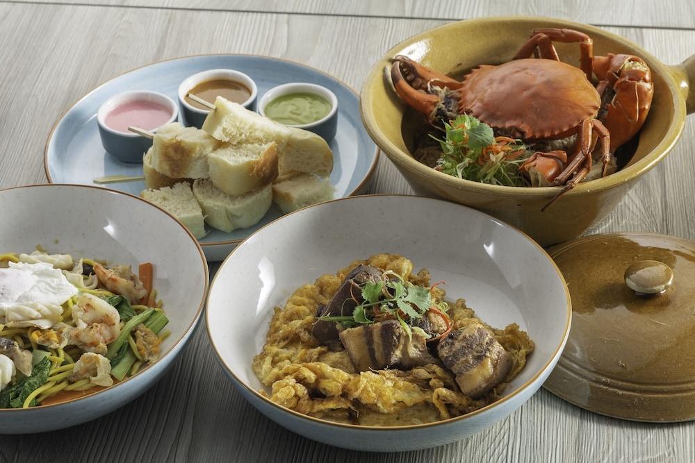 Courtyard By Marriott Phuket Town Hotell Eksteriør bilde