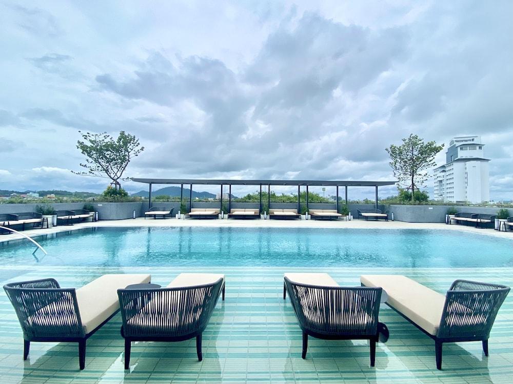 Courtyard By Marriott Phuket Town Hotell Eksteriør bilde