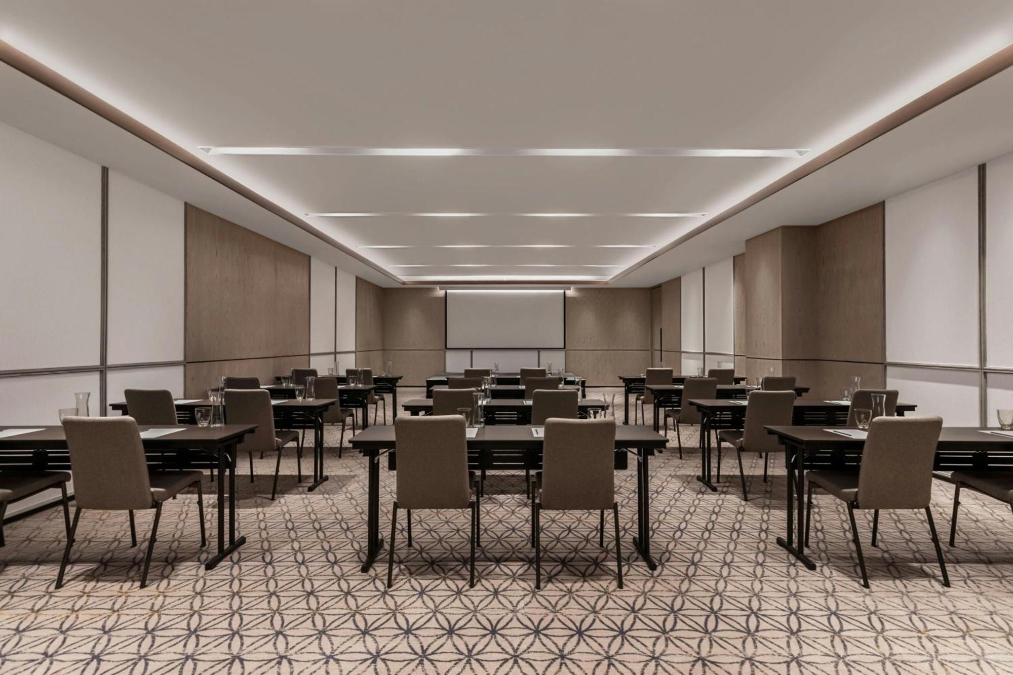 Courtyard By Marriott Phuket Town Hotell Eksteriør bilde