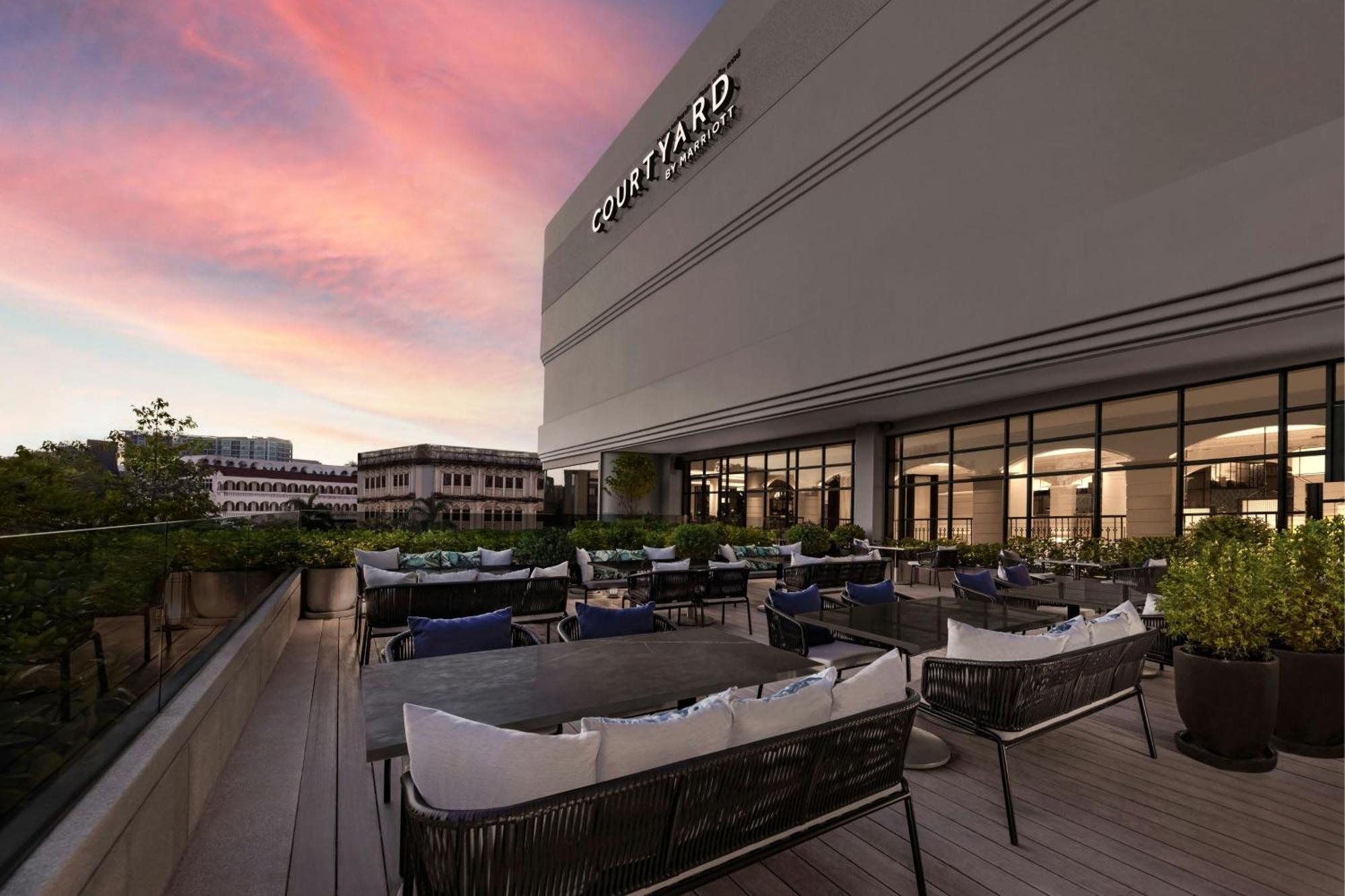Courtyard By Marriott Phuket Town Hotell Eksteriør bilde
